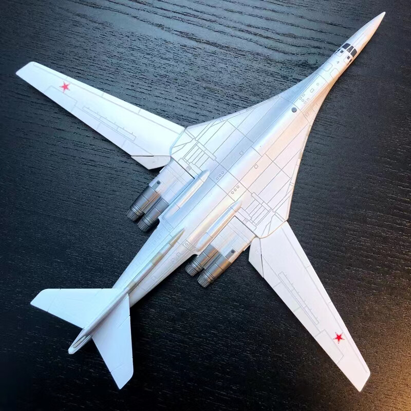 图160白天鹅合金成品模型1/200俄罗斯tu-160超音速远程战略轰炸机 图