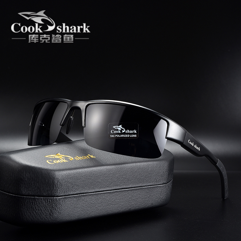 cookshark库鲨鱼偏光变色太阳镜运动型方框墨镜男户外个性眼镜 黑框黑片怎么看?
