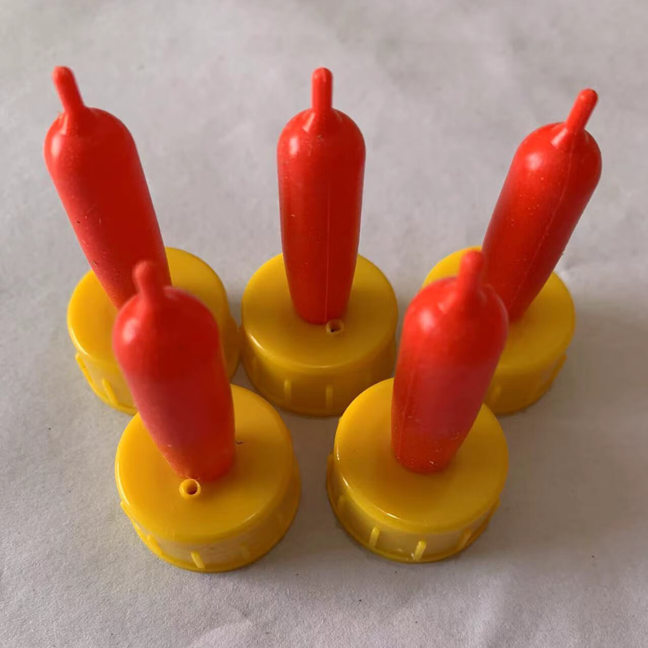 南啵丸羊用奶嘴直接拧在饮料瓶上喂小羊的红奶嘴兽用器械养殖 饮料瓶