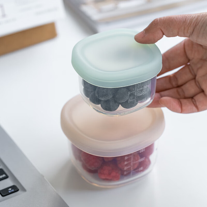Arasigawa迷你保鲜盒食品级分装罐零食糖坚果盒储藏密封便携水果硅胶小盒子 母婴食品级硅胶 透明绿 100ml