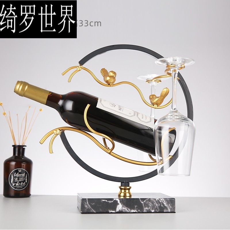 紅酒架擺件 現(xiàn)代簡約紅酒架擺件工藝品輕奢紅酒架擺件裝飾擺設(shè)喬遷送禮葡萄酒架歐式酒瓶架酒托家用 報曉掛二杯款(不含杯)