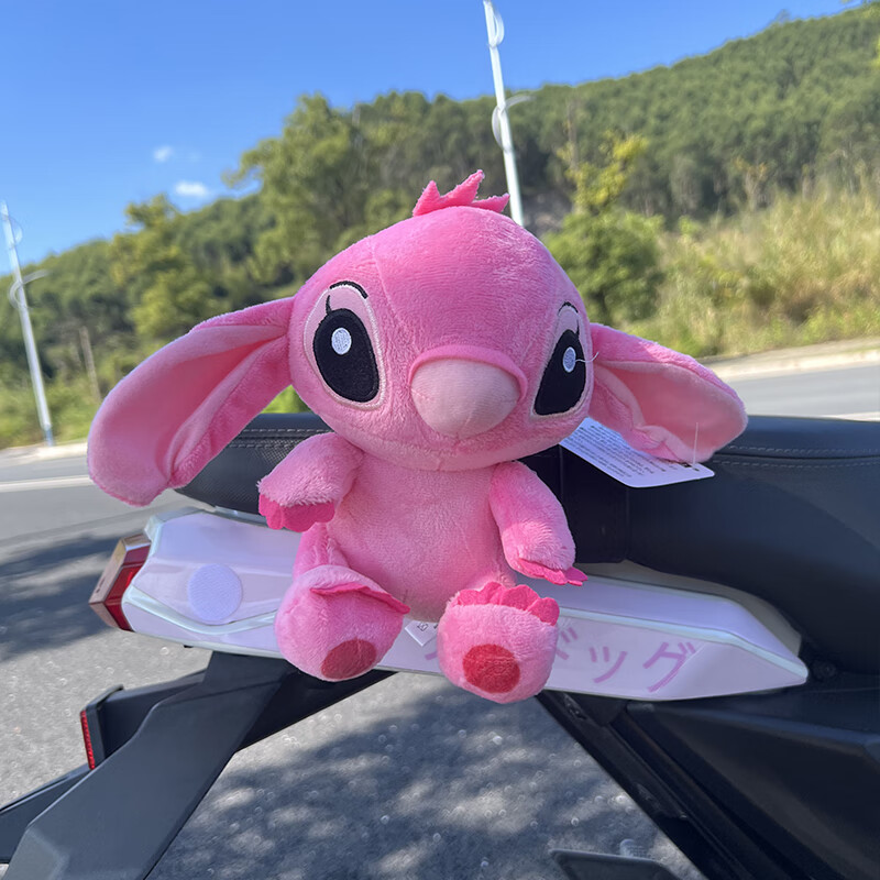 可爱摩托车装饰玩偶公仔电动车小配件挂件可达鸭尾箱后备 粉色史迪仔