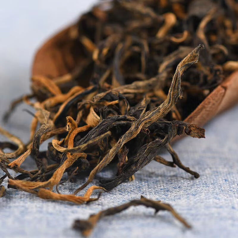 岩亥山地色荒野云南滇红茶大叶种古树晒红云南红茶蜜香茶叶500g散装茶