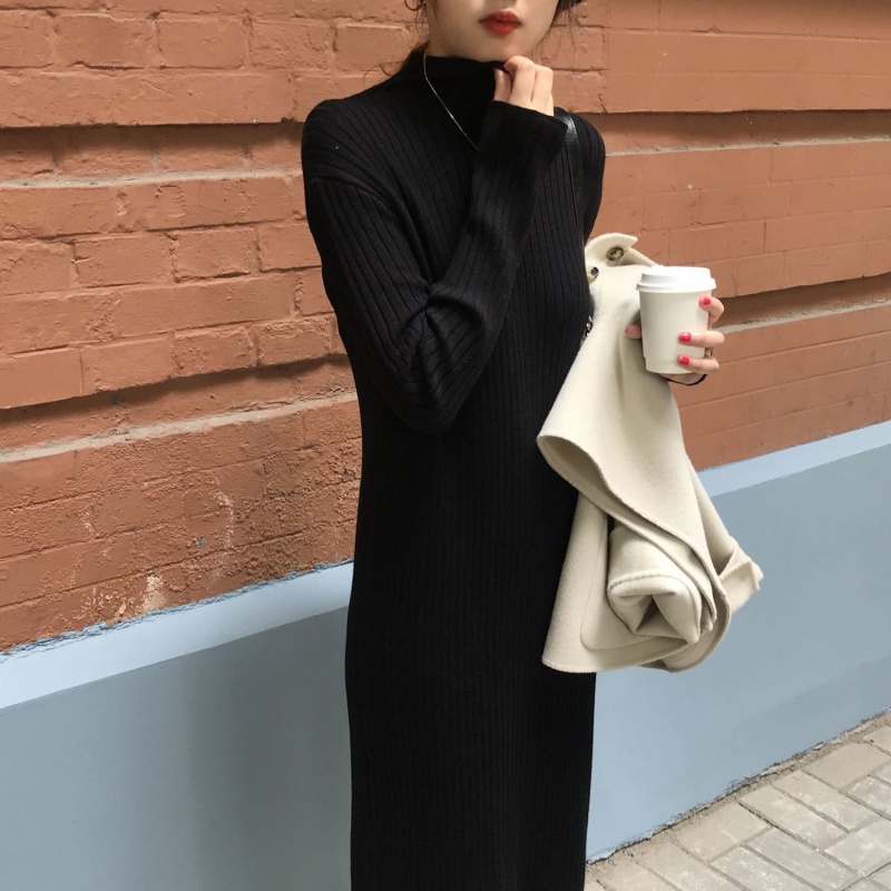 2021秋冬季新款韩版长款搭配外套针织连衣裙女半高领坑条毛衣长裙女士
