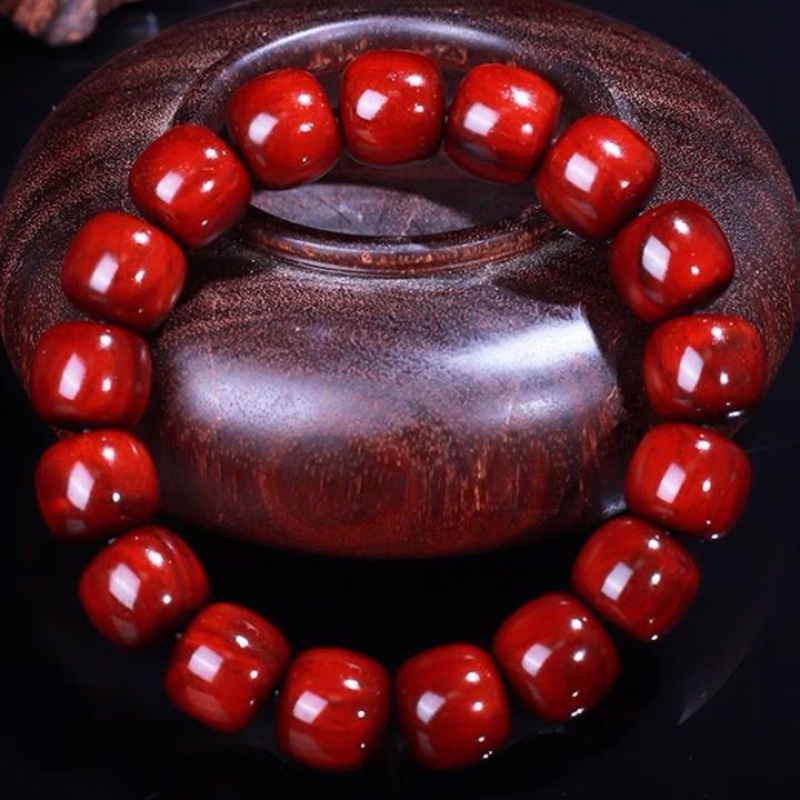 缘若萱   小叶紫檀手串单圈佛珠念珠泥料高密度鸡血红紫檀手链桶珠