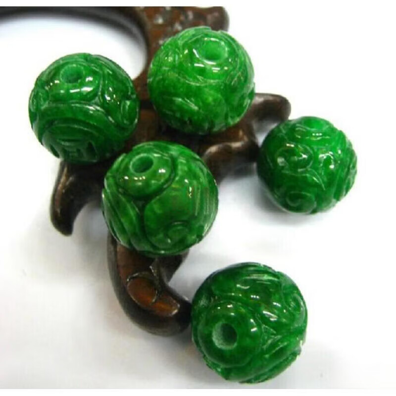 t&u保价翡翠干青铁龙生祖母绿雕花龙珠圆珠散珠手链项链diy配件 10mm