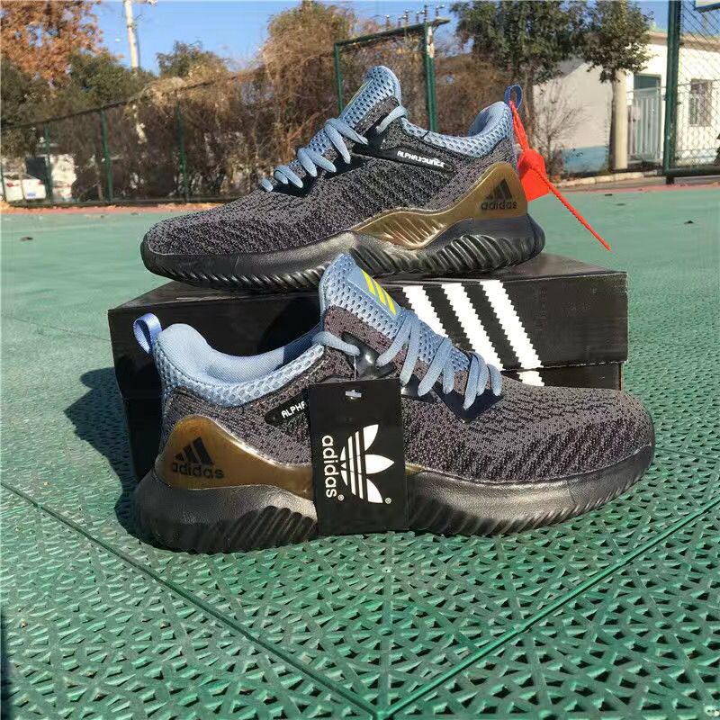  莆田高版本阿迪达斯怎么买_adidas莆田鞋一般什么价位