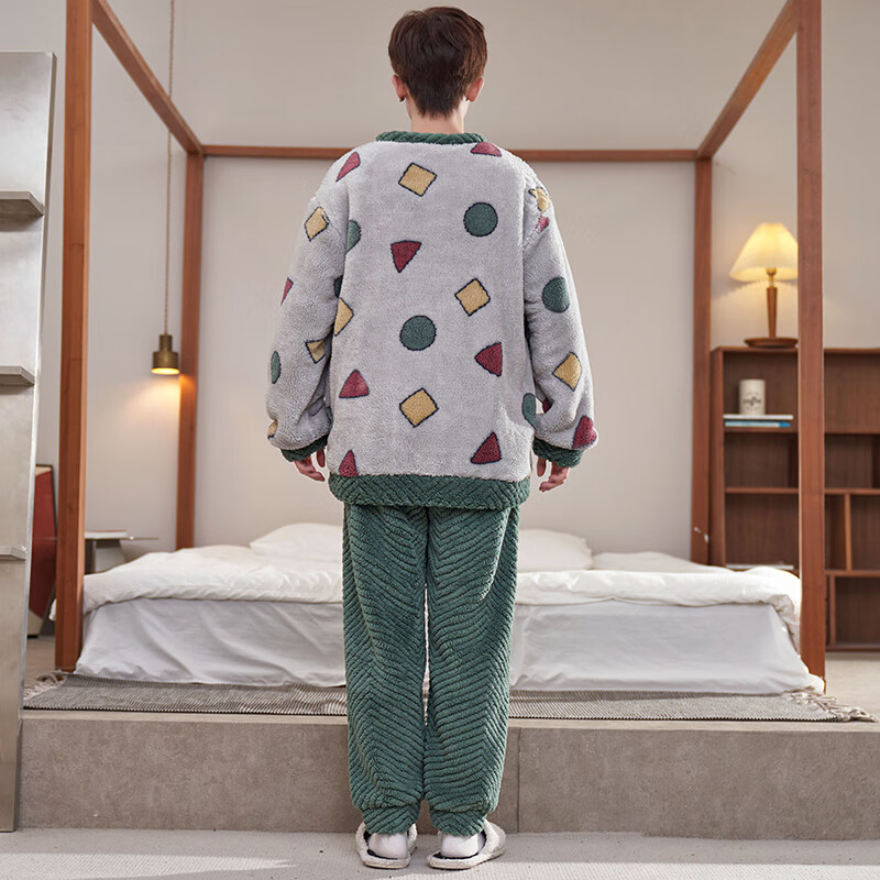 萧淑妃睡衣男冬季加厚保暖法兰绒加大码青少年学生原创卡通珊瑚绒家居服 蜡笔小新 5XL