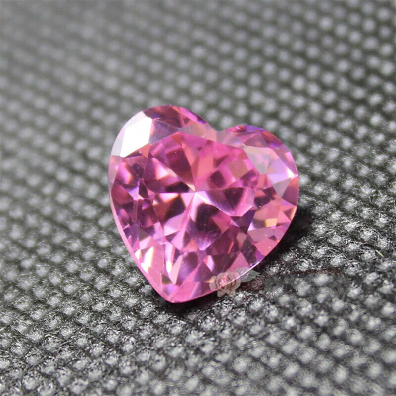 双盈喜粉钻爱心形状粉红锆石裸石瑞士钻女亮闪5a粉钻石戒面戒指吊坠主