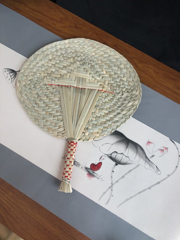 娴砰灯芯草扇子菁扇纯手工编织伴手礼中国风古风团扇特色工艺品编防蚊