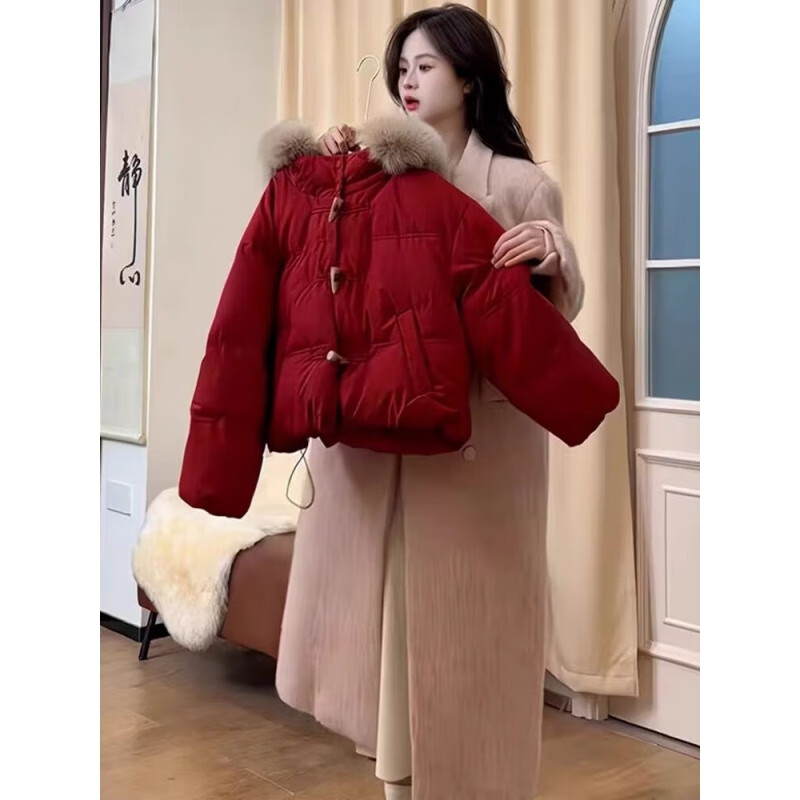 雅黛丝薇连衣裙新年战袍红色棉服外套女冬季2025新款韩系高级感两件套装裙 红色棉服+黑色针织半身裙 M (棉服110-125斤)