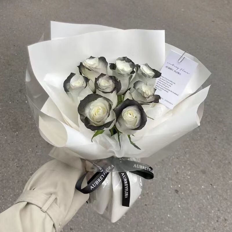 520情人节送男朋友同学闺蜜ins黑骑士玫瑰花成品花束生日礼物男生 黑