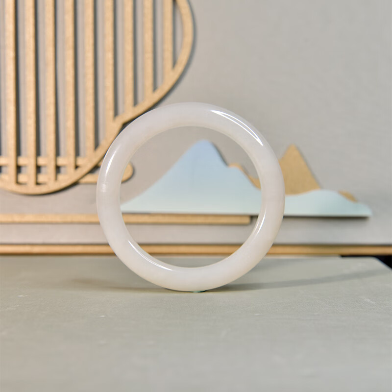 左氏0712高品和田玉白玉籽料手镯润玉女王款玉镯优雅腕间细致