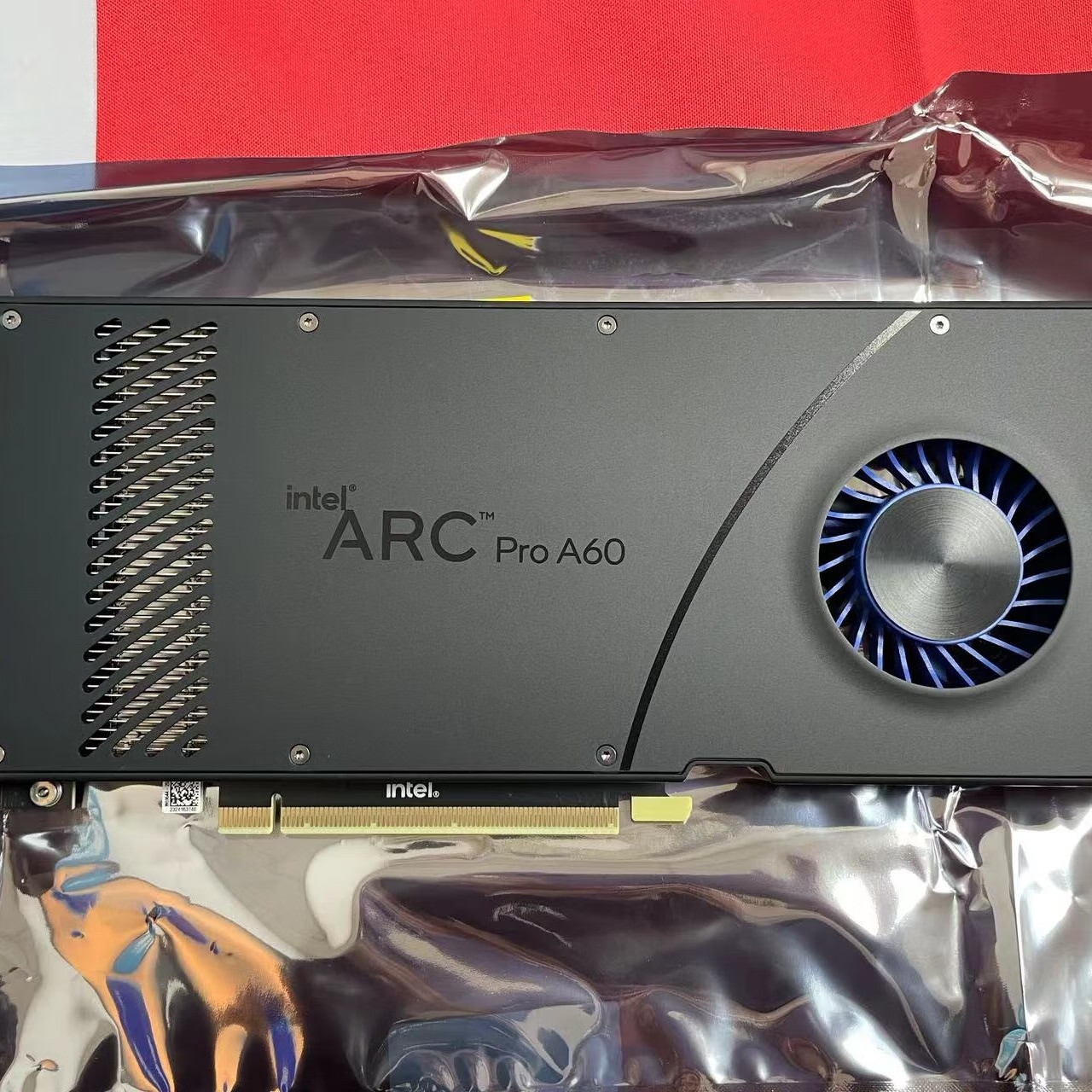 英特尔(intel)arc pro a60 graphics 12g独立显卡  专业图形显卡