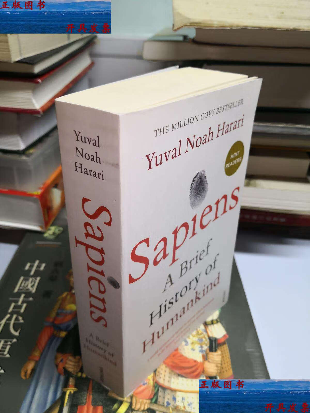 【二手9成新】sapiens : a brief history of humankind /yuv