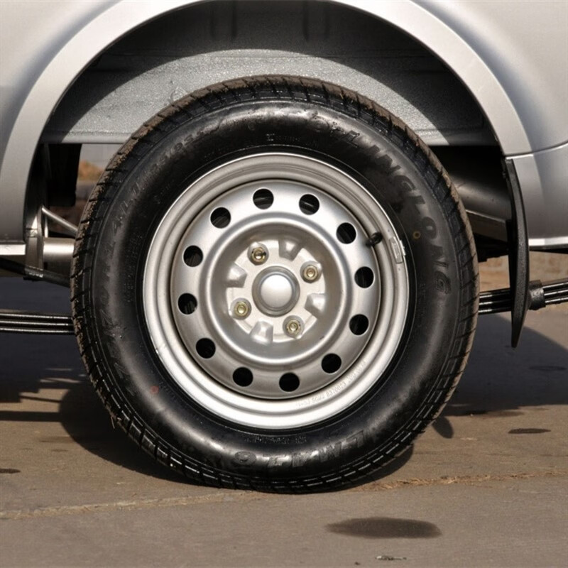 原装五菱荣光 荣光s/宏光14寸4孔轮毂轮胎总 银白钢圈 三角185/65r14