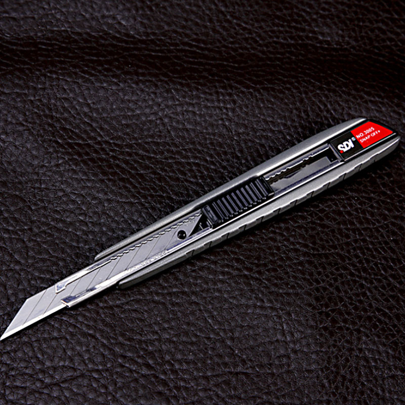 刀小号壁纸刀小型9mm30度尖角裁纸刻刀手工介刀架 1把铝合金刀3005c