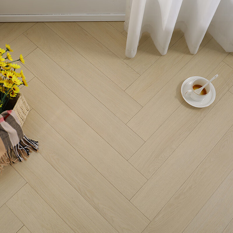 妙普乐 地暖实木地板 新三层大鱼拼人字拼实木复合地板双锁扣多层耐地暖 2605 金刚面人字拼 605*100*15m 1