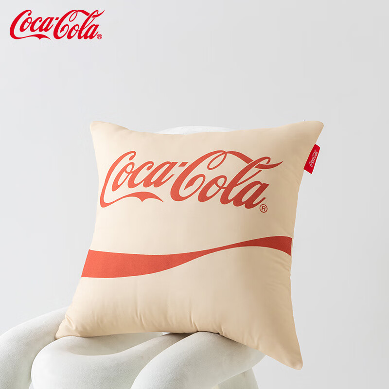 可口可乐抱枕办公室午睡沙发靠垫汽车抱枕 cocacola2000米黄 含枕芯 45*45cm一对装（磨毛款）