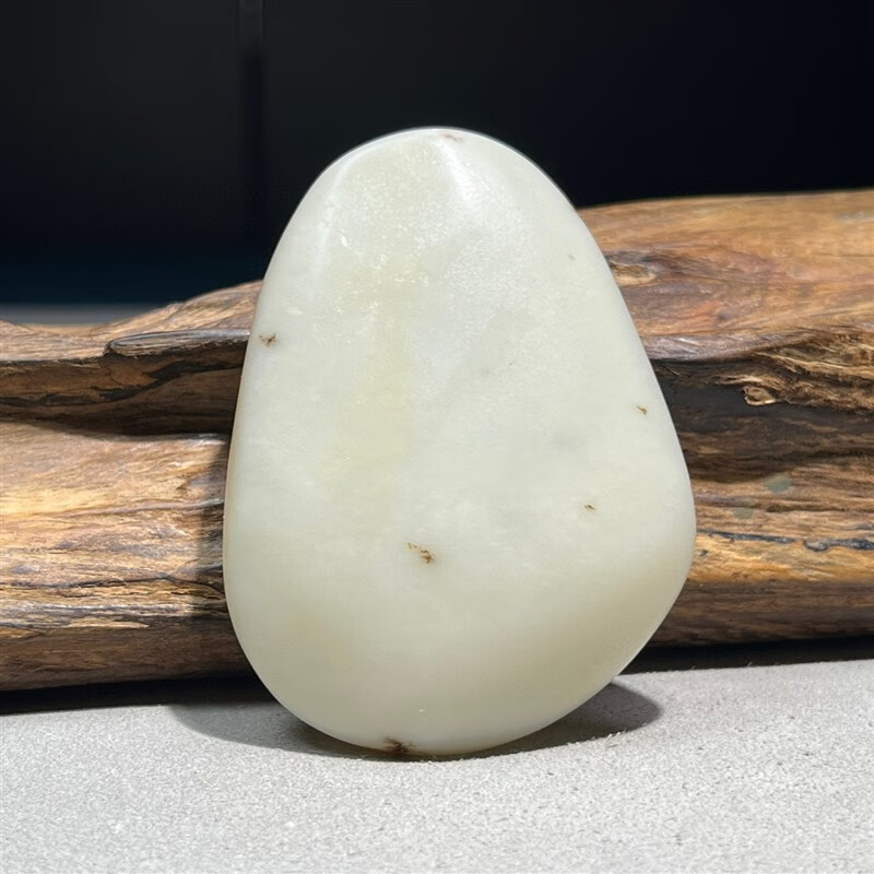 甘夏 新疆和田玉白玉鸡骨白籽料原石聚黄皮手把件大玉牌