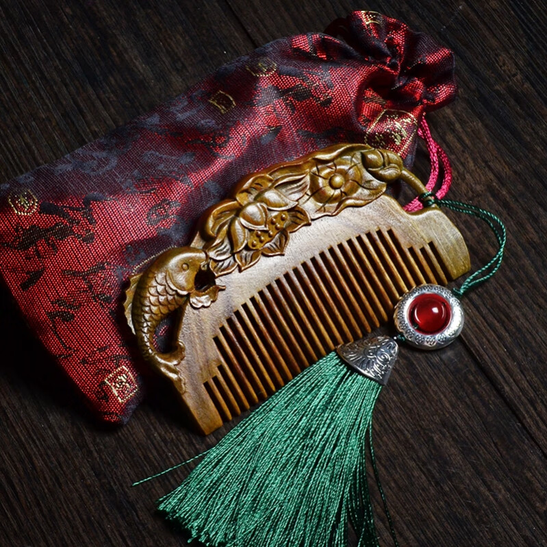 山头林村教师节礼物女老师高档实用木梳梳子女士生日礼物古风女生送