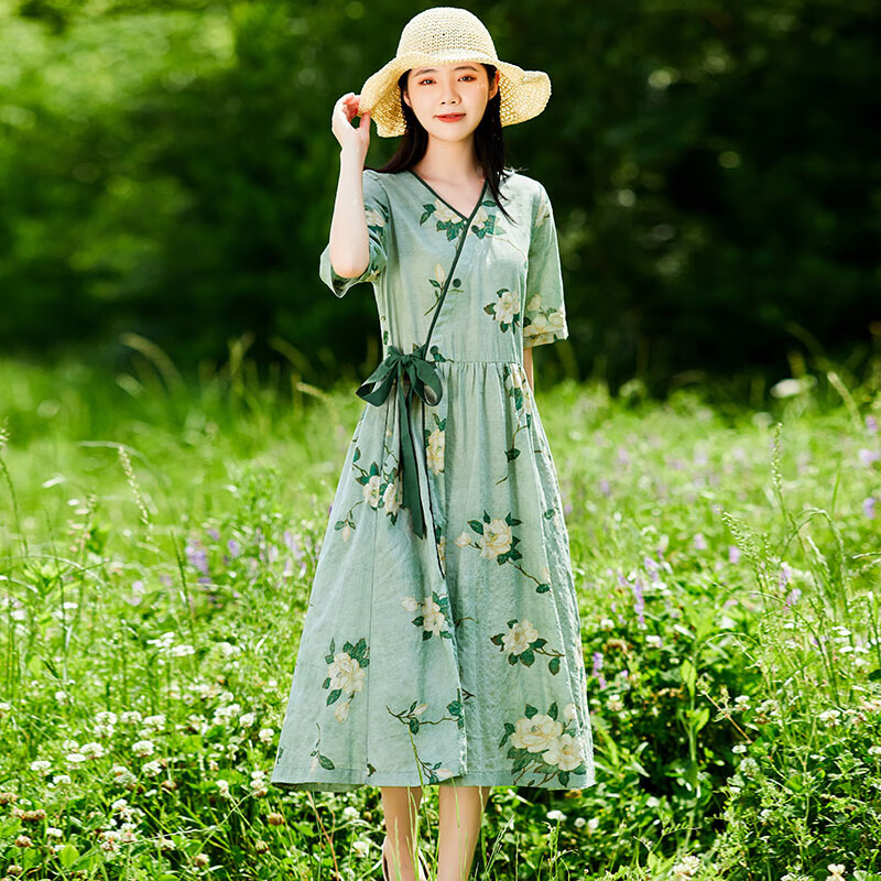 烟亚麻连衣裙中长款2023新款夏季女装棉麻气质v领中年气质裙子 淡绿色