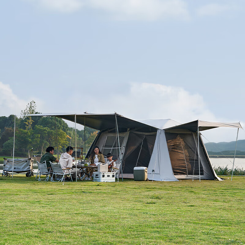 牧高笛（MOBIGARDEN）假日山居10.9帐篷 户外露营黑胶防晒速开帐篷 NX23661017 晨雾白