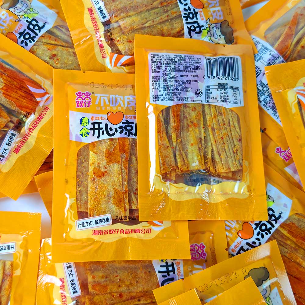辣皮辣条麻辣豆皮辣片8090儿时怀旧小零食小吃休闲解馋食品 开心凉皮