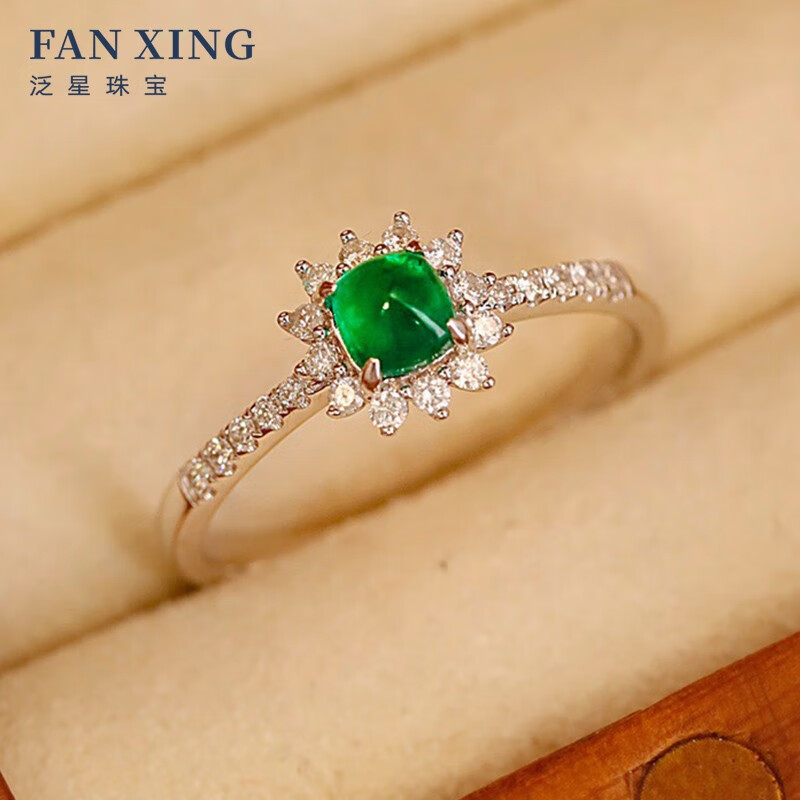 泛星(fanxing) 彩宝18k金祖母绿戒指钻石围镶戒指 绿意 35分祖母绿 25