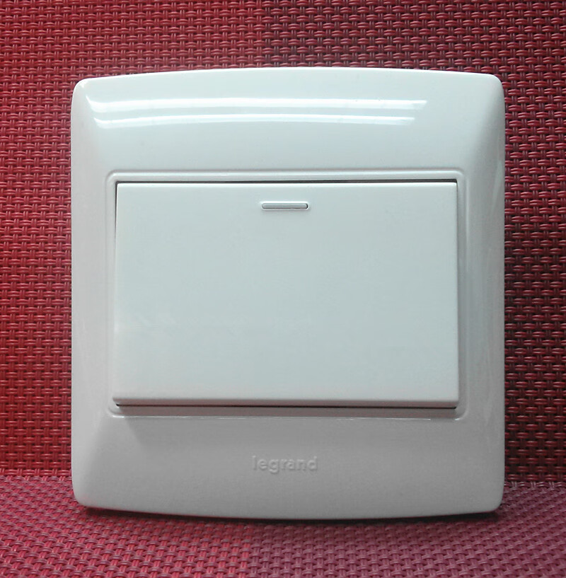 复位开关 按下会弹起 一开单控复位开关弱电开关 86型