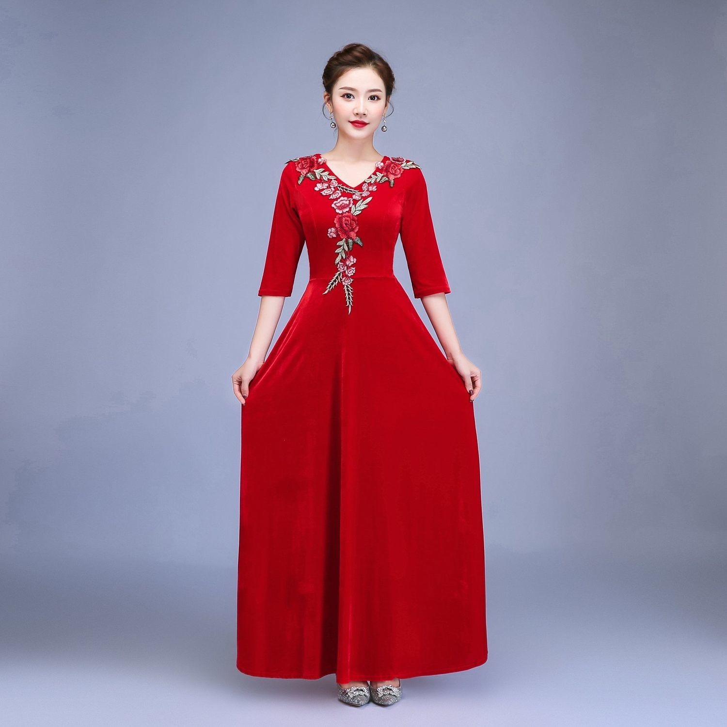 新款金丝绒演出服女长裙独唱现代中老年合唱团指挥修身晚礼服 红色 s