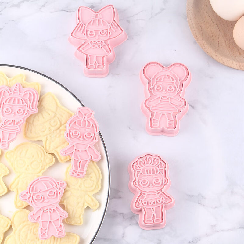 娃娃饼干模具3d立体卡通烘焙儿童家用按压式可爱糖霜曲 娃娃六件套