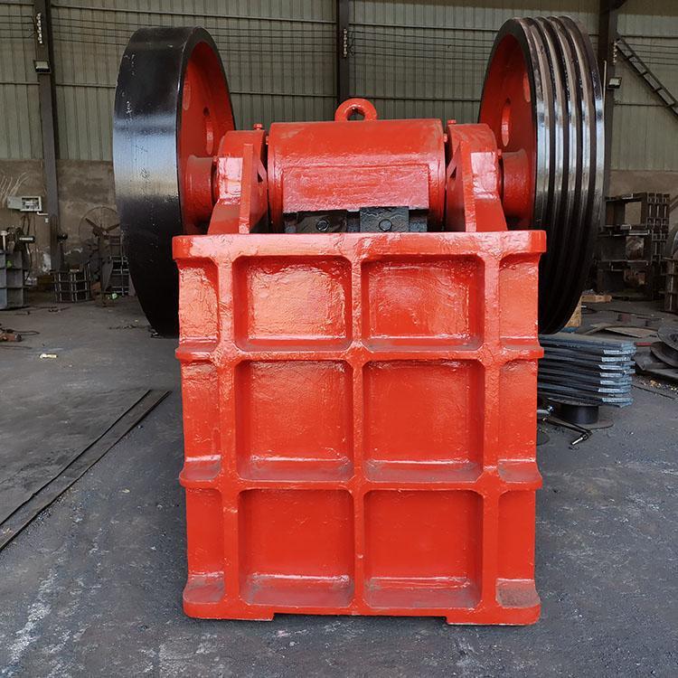 供应69鄂式破碎机大型牙板式碎石设备石子生产线建筑垃圾粉碎机器