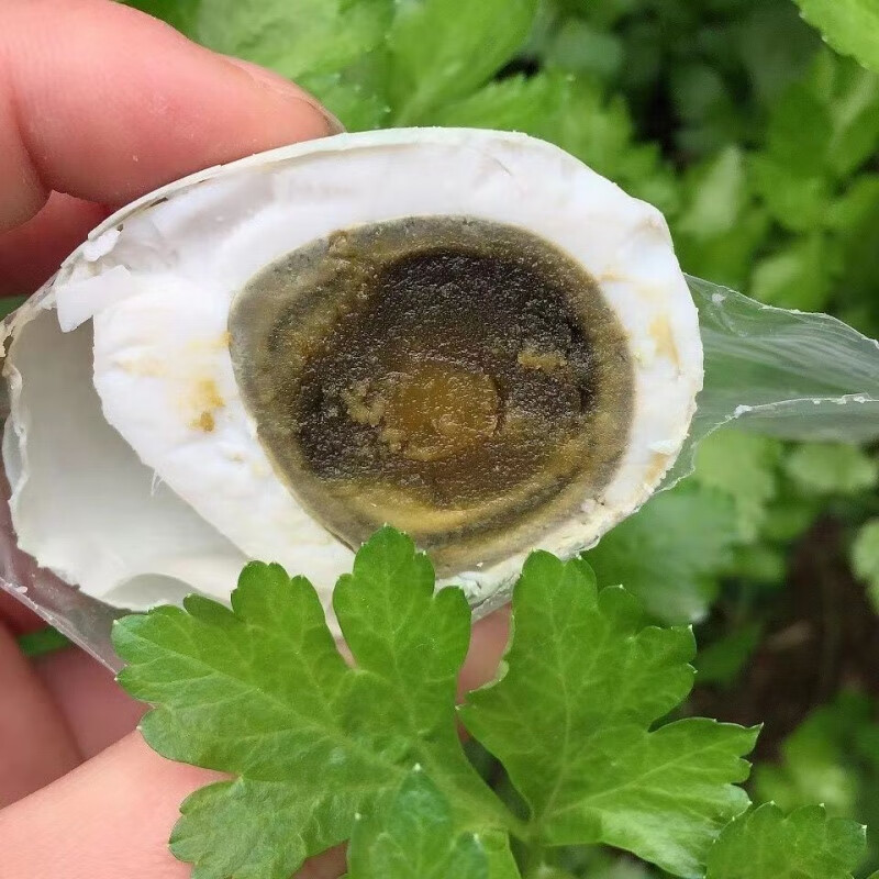 zoci东北正宗臭鸭蛋黑黄农家腌制老北京风味臭咸蛋闻着臭吃着鲜全黑 1