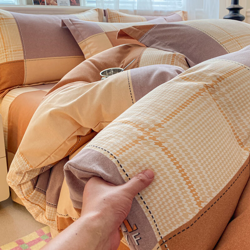 ���ڲ�����������A���ﶬ���ޱ���100%ȫ�޼Ӻ�ĥë���׵���150x200x230���ᱻ�� ���񡾼Ӻ� ������ ����ɫ�� 150*200cm������