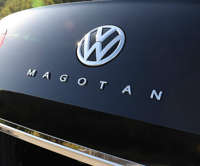 大众新迈腾b8改装车标贴迈腾装饰车尾标贴专用配件 迈腾英文字母标