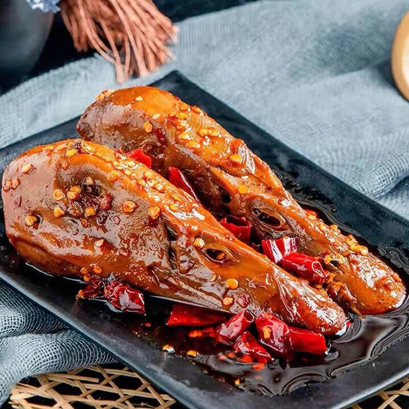 杞里香四川成都特产麻辣鸭头即食熟食鸭脑壳香辣味小吃办公食零食