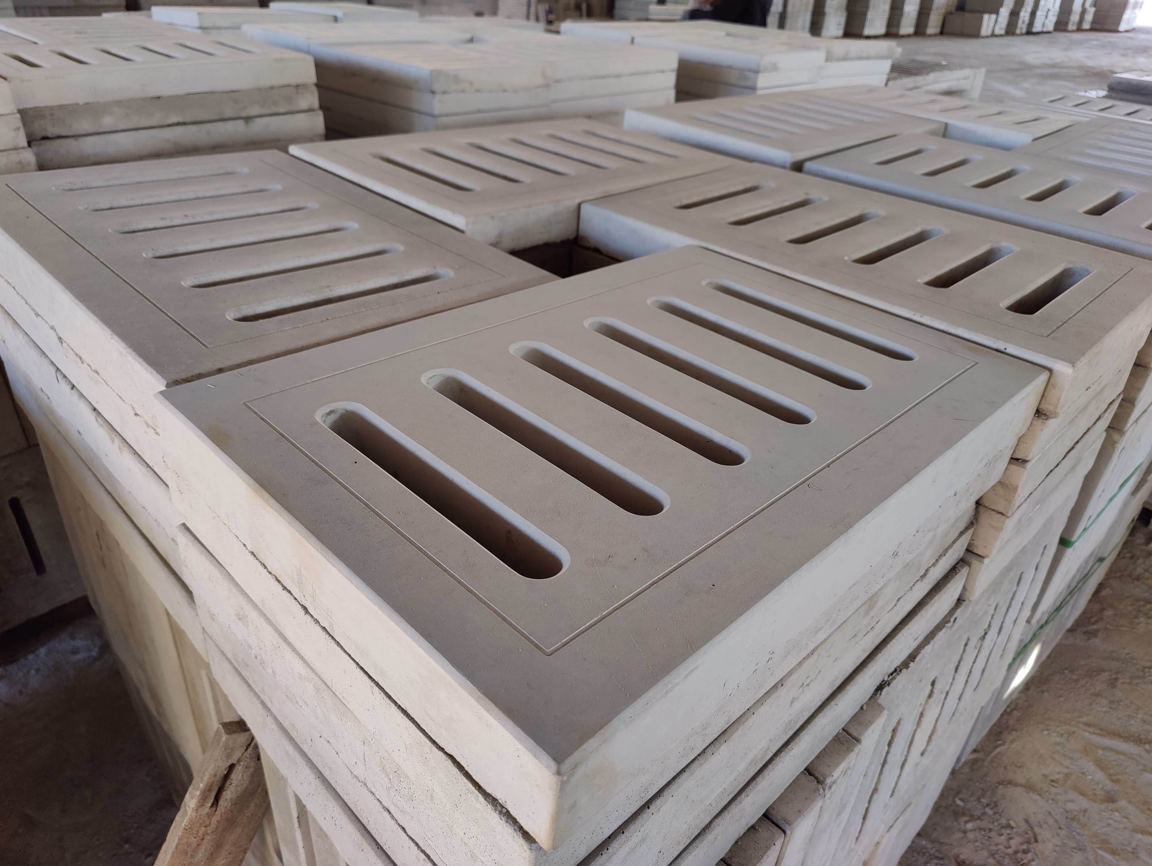 仁聚益水泥盖板 雨水篦子 钢筋混凝土井盖 下水道跑道盖板沙井盖 排水