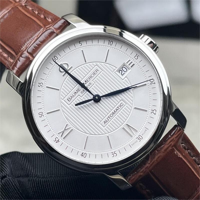 名士-克莱斯麦系列moa08791 折叠扣 39mm表径 白色表盘搭配蓝钢色指针