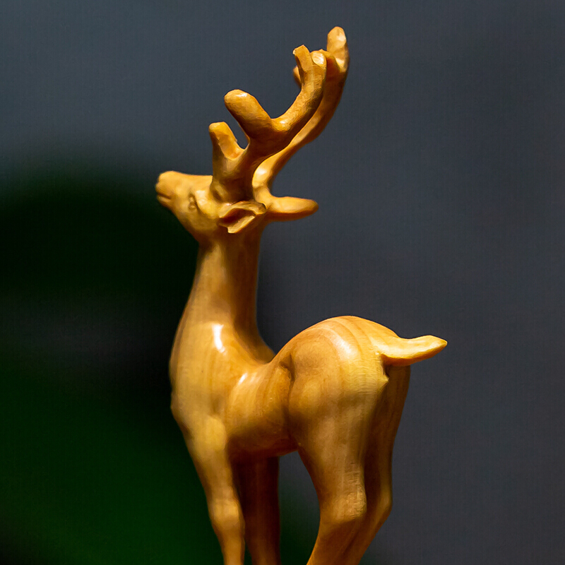 花烛衣夹子晒晾架小叶黄杨木雕手把件实木雕刻动物鹿个人实木木雕鹿