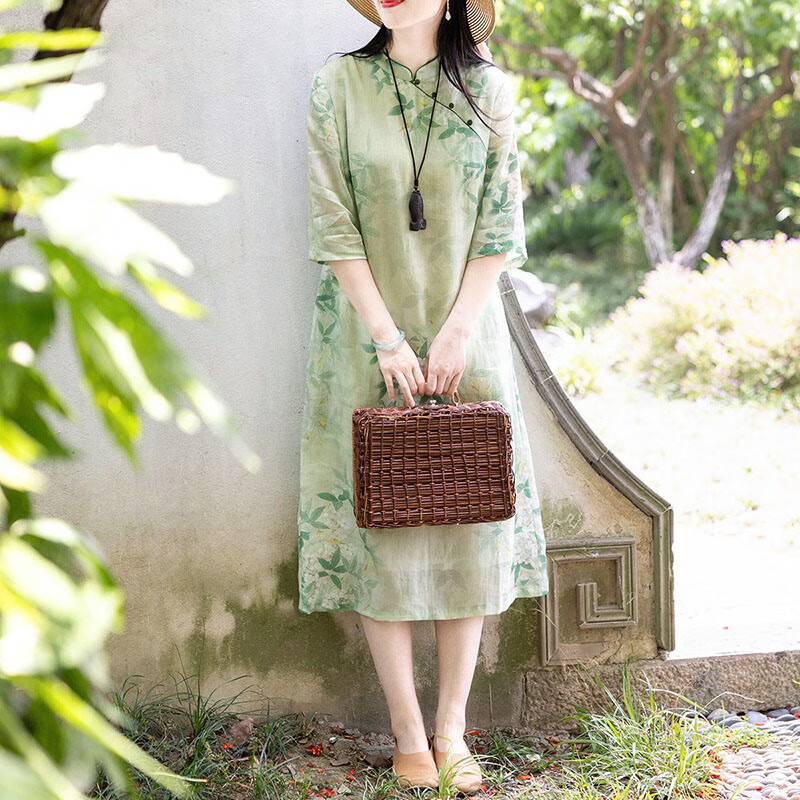 微胖连衣裙旗袍改良女生夏季日常宽松文艺棉麻印花 绿色 m95-120斤