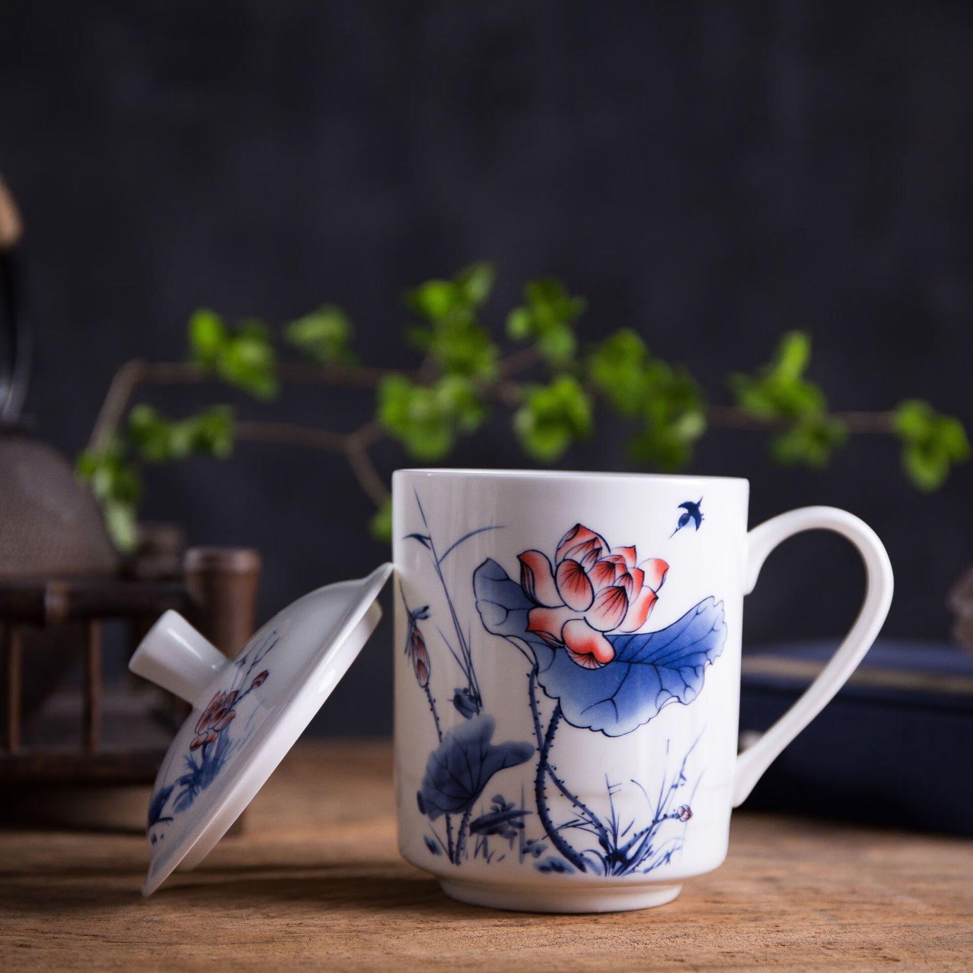 セール(SALE)開催中！ファッション通販 景德镇杯办公会议杯陶瓷杯带盖茶杯大容量青花水杯商务礼品杯荷塘 陶芸