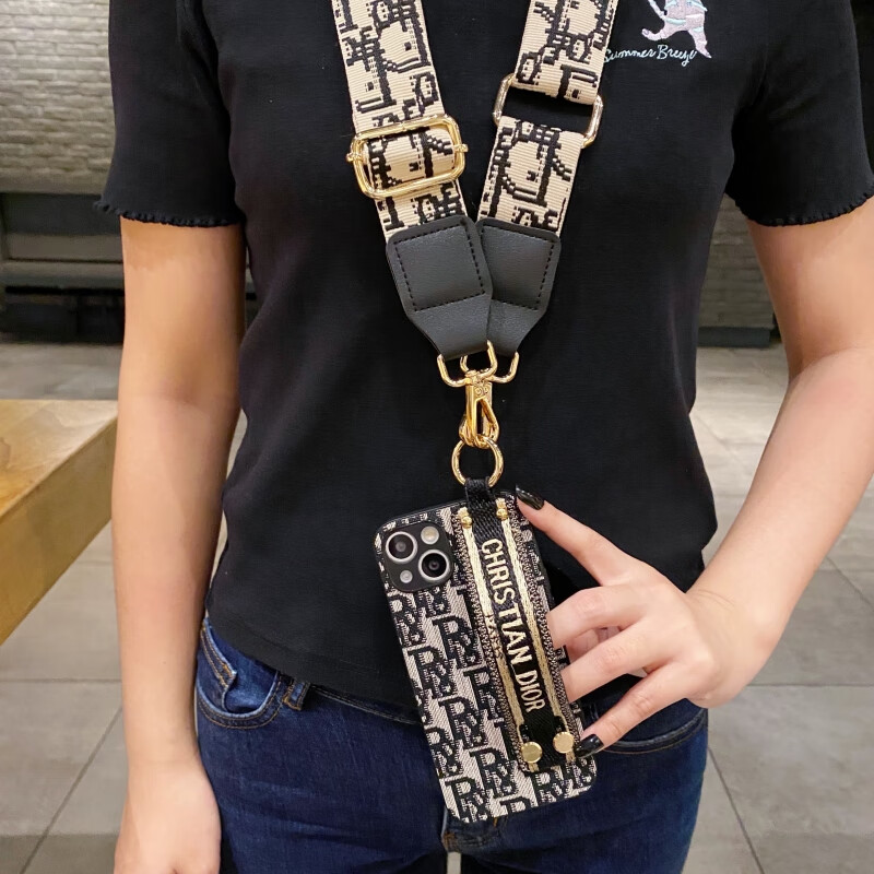 情侣兔适用苹果16promax手机壳iphone13保护套15pro新款女14斜跨背带12创意7/8p全包xsmax支架11防摔xr套 黑Doir宽斜跨绳   其他型号请留言备注