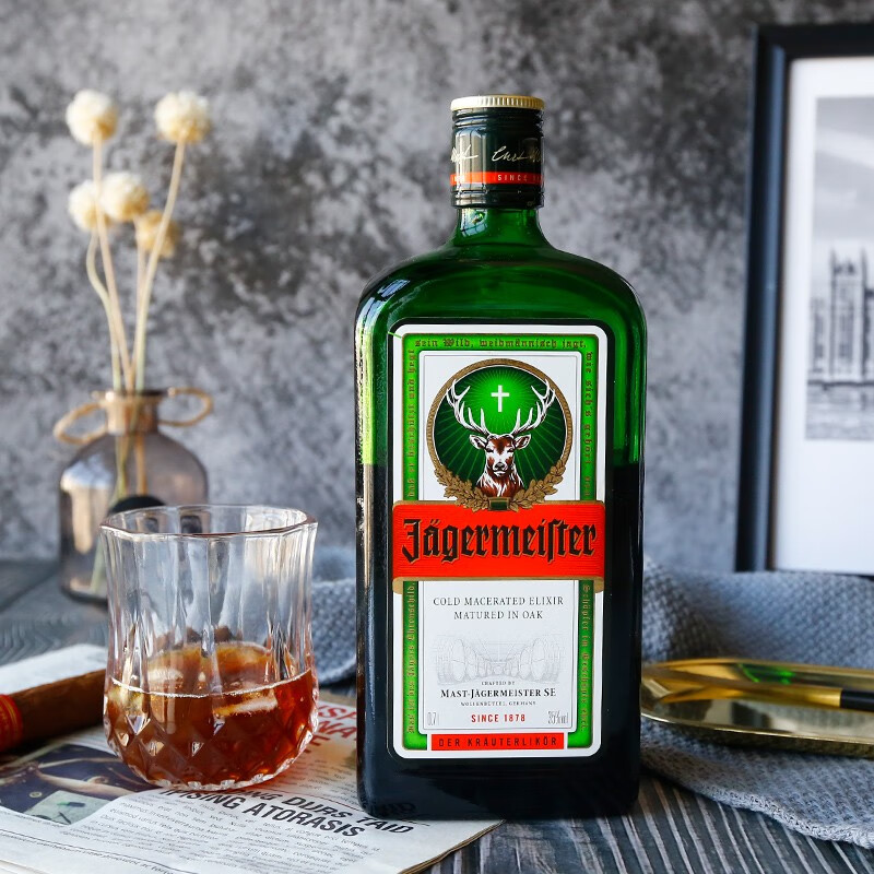 野格(jagermeister)洋酒 德国进口 圣鹿利口酒力娇酒700ml