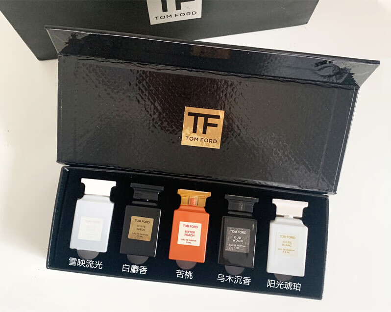tf/香水口红小样套盒乌木沉香苦桃失落樱桃玫瑰q版礼盒装 桀骜 tf