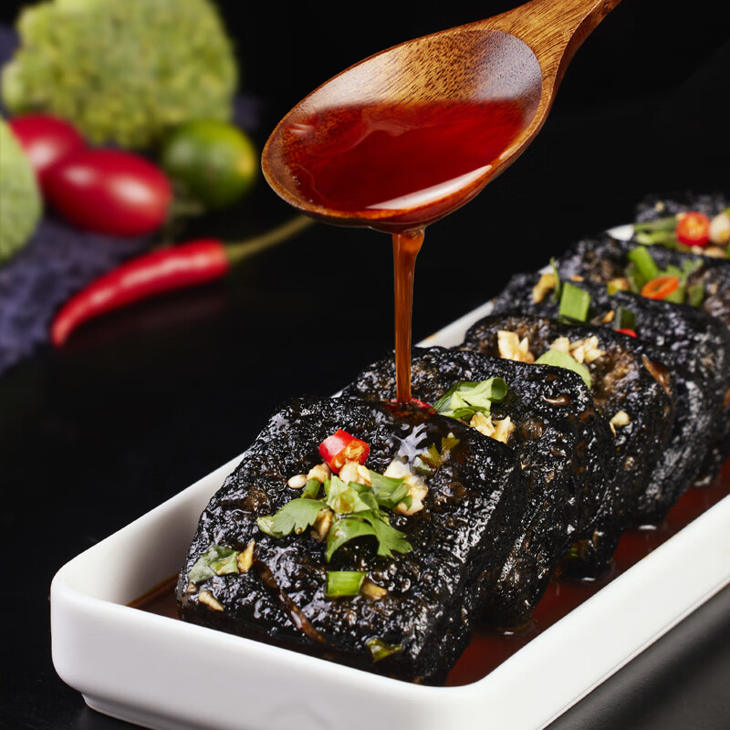 金磨坊湯泡臭豆腐正宗湖南特產(chǎn)豆干零食休閑食品香辣蒜香臭干子 【1包7大片】湯泡臭豆腐