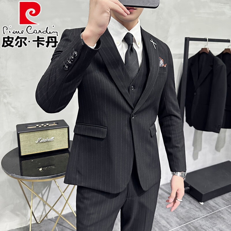 皮尔卡丹（pierre cardin）西服套装男高级感宽领戗驳领条纹西服正装双开叉结婚新郎修身 咖啡色两粒扣西服+马甲+西裤 S