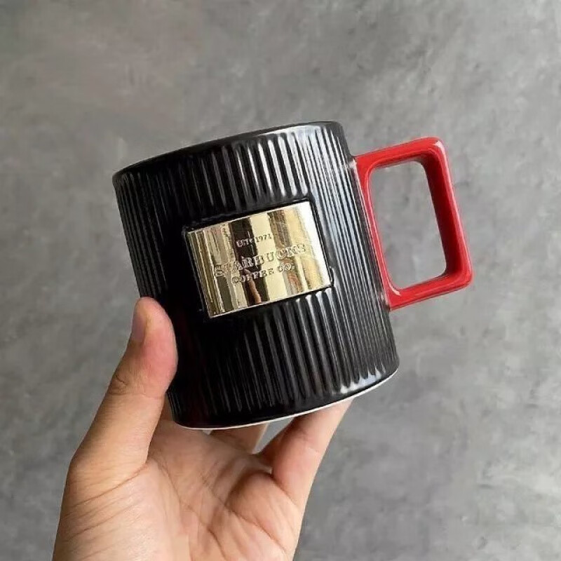 星巴克(starbucks)经典红黑金铜章限量马克杯 竖纹陶瓷杯子巴巴情侣