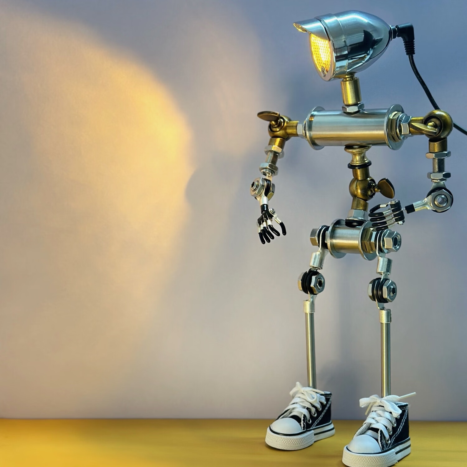 赛博朋克复古机器人电脑桌面金属风摆件手工拼装机甲男生节日礼物