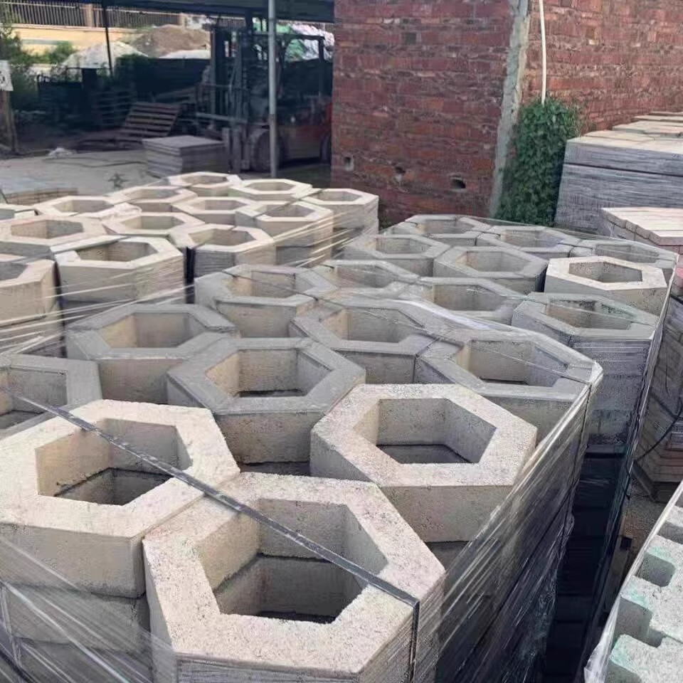 mdng预制护坡砖混凝土机制连锁块水利河道砖生态工字砖实心水泥挡土块